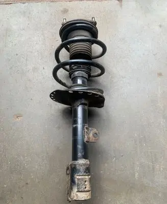 Mitsubishi Outlander Front shock absorber with coil spring 4060A570