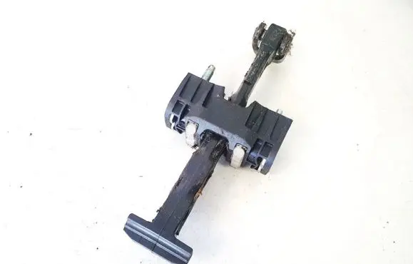 Volvo XC70 Front door check strap stopper c8p5d