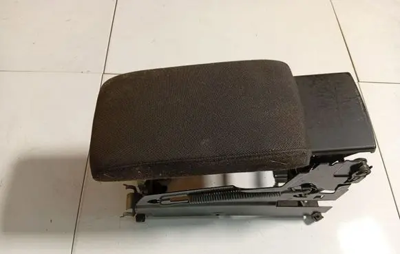 Skoda Superb B5 (3U) Armrest 3U0863319