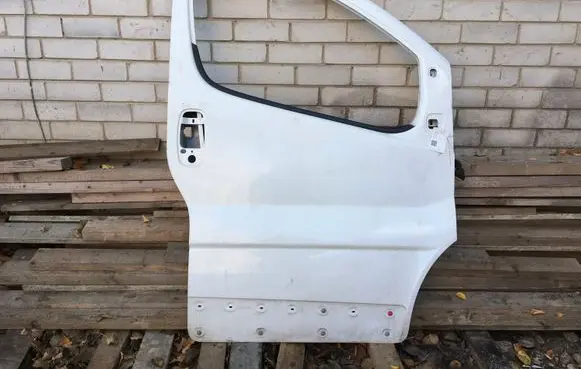 Renault Trafic II (X83) Front door