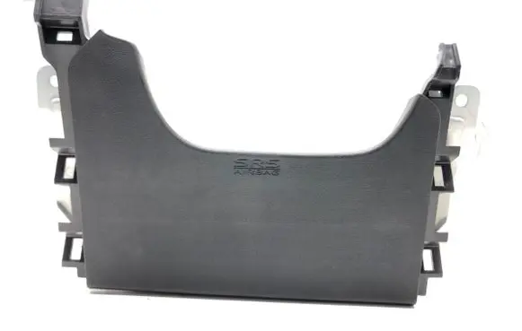 Peugeot 4008 Knee airbag 