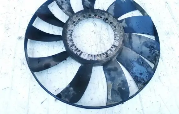 Audi A4 S4 B5 8D Fan impeller 