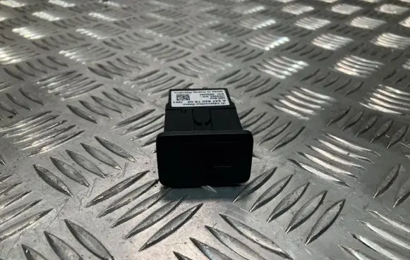Mercedes-Benz A W177 USB socket connector A2478207802