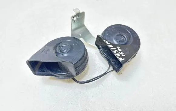 Ford Fusion II Horn signal 7042AM80SX 007042