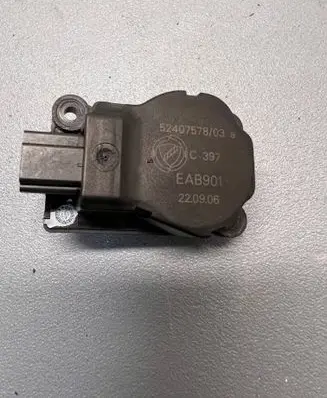 Alfa Romeo 159 Air flap motor/actuator 5240757803