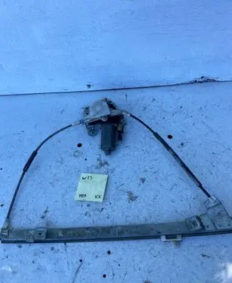 Renault Megane I Front door electric window regulator 0130821721