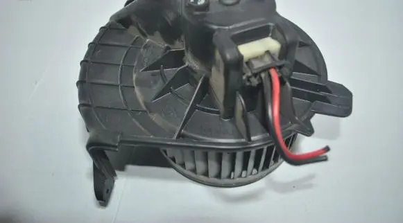 Renault Kangoo I Heater fan/blower 173830100