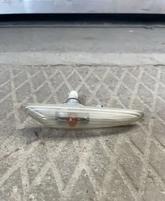 BMW 3 E46 Front fender indicator light 716591601