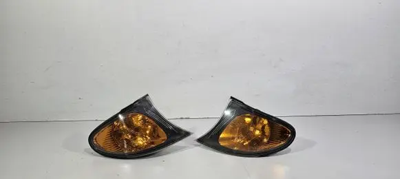 BMW 3 E46 Front fender indicator light 388702