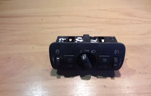 Volvo S80 Light switch 30739403