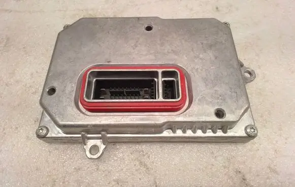 Audi TT TTS Mk2 Headlight ballast module Xenon 8E0941329A B316000169