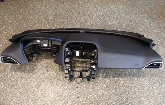 Jaguar XE Dashboard