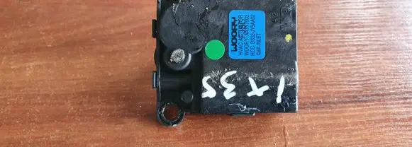 Hyundai ix35 A/C air flow flap actuator/motor D332JY9AA02