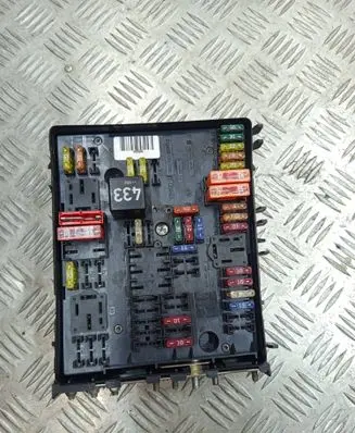 Seat Altea Fuse module 1K0937124H