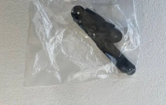 BMW 7 E65 E66 Engine bonnet (hood) release handle 51237023992