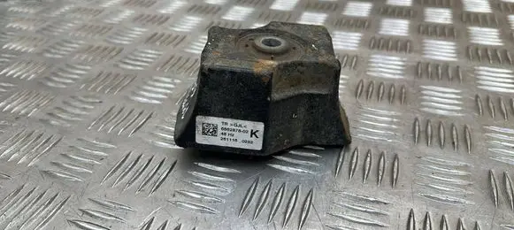 BMW 3 F30 F35 F31 Rear differential/diff mount bracket 6862878 686287802