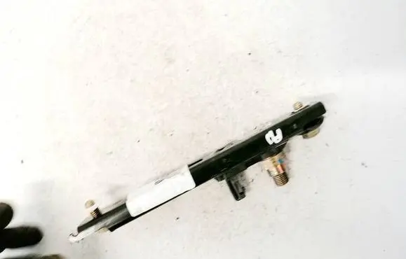 Fiat Stilo Seat belt adjustment rail 