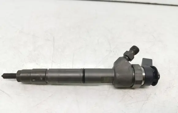 Mercedes-Benz A W169 Fuel injector A6400700787 0445110167 6Y8Z8I
