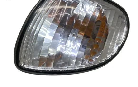 Toyota Corolla E110 Front indicator light 12463
