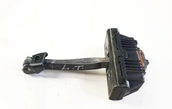 BMW X3 E83 Rear door check strap stopper