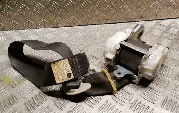 Lexus IS 220D-250-350 Front seatbelt 7M8750P