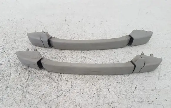BMW 3 E46 Front interior roof grab handle