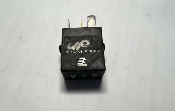 Volkswagen Up Other relay 4H0951253C