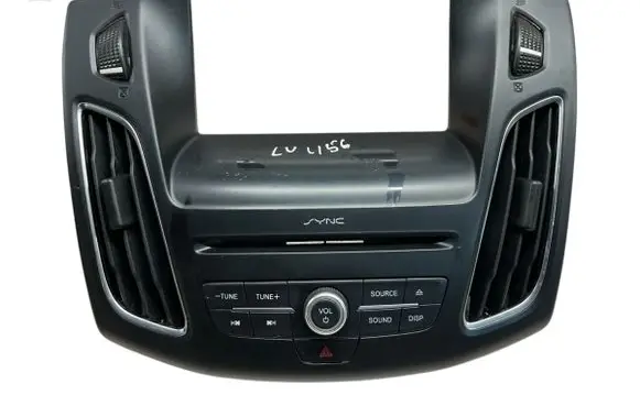 Multifunctional control switch/knob