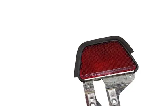 Toyota Avensis T250 Third/center stoplight