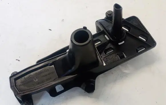 Citroen C5 Aircross Oil sump strainer pipe 9808725280