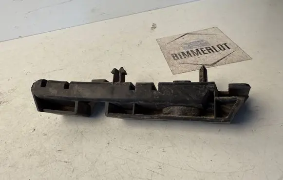 Peugeot 508 RXH Front bumper mounting bracket 9686570480