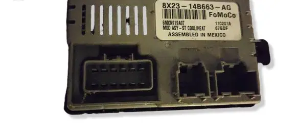 Jaguar XF X250 Seat heating relay 8X23-14B663-AG 8X2314B663AG 8X2314B663AJ