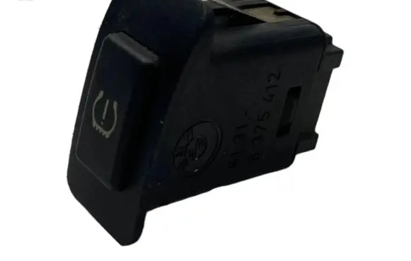 BMW 7 E38 Other switches/knobs/shifts 8375412 61318375412