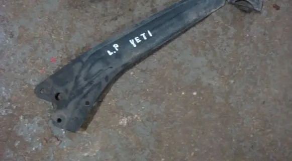 Skoda Yeti (5L) Side radiator support slam panel 