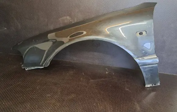 Audi A8 S8 D2 4D Fender