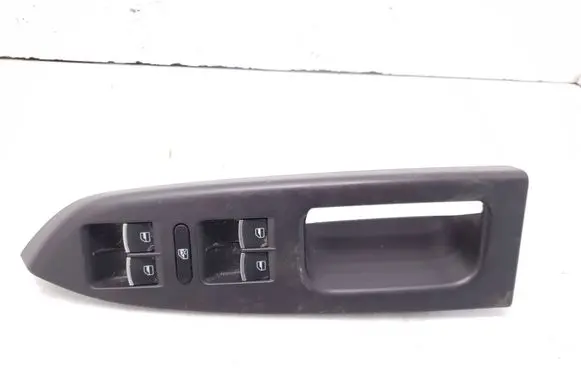 Volkswagen Touran II Electric window control switch 1T1867371H