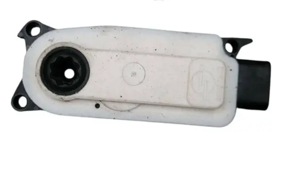 Peugeot 2008 II Radiator active air flap actuator 5877R1001A