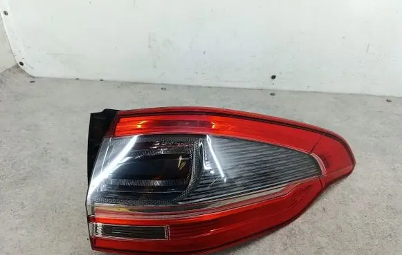 Ford S-MAX Rear/tail lights 17318702HELLA