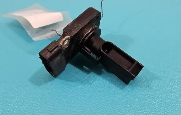 Toyota Corolla Verso E121 Mass air flow meter 22204-27010 IMPRK1468722