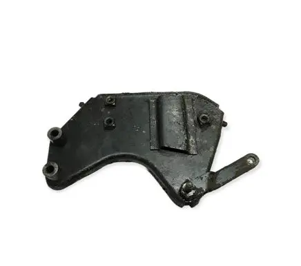Volkswagen PASSAT B5 Engine mounting bracket 8d0199225