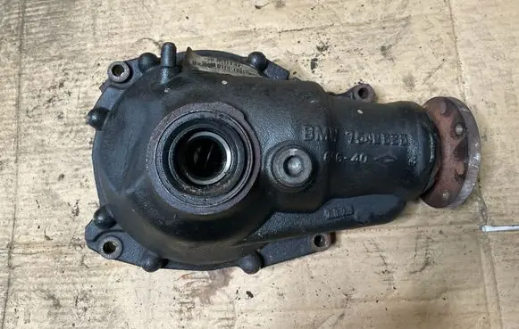 BMW X3 E83 Front differential 7540626