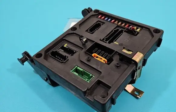 Ford Galaxy Central body control module 7M3962258M IMPRK1363444
