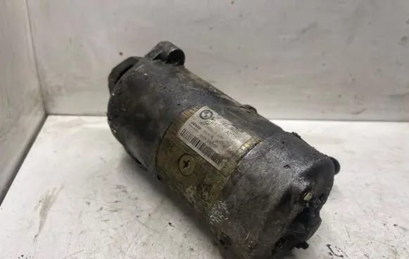 Land Rover Range Rover L322 Starter motor 7787925