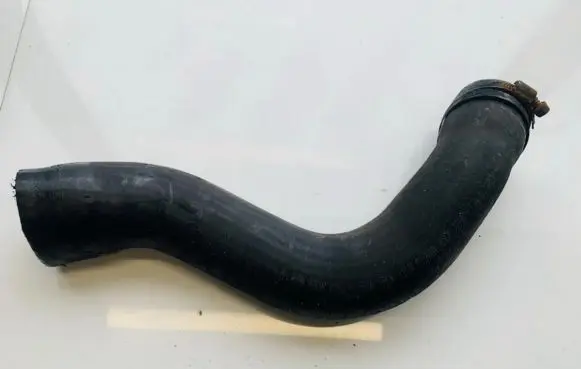 Toyota Avensis T250 Intercooler hose/pipe