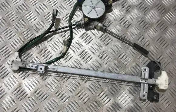 Sliding door window regulator with motor