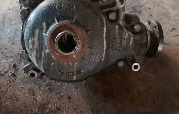 BMW X3 E83 Front differential 7540525 7540634