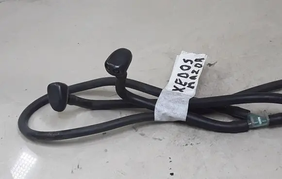 Mazda Xedos 6 Windshield washer spray nozzle 