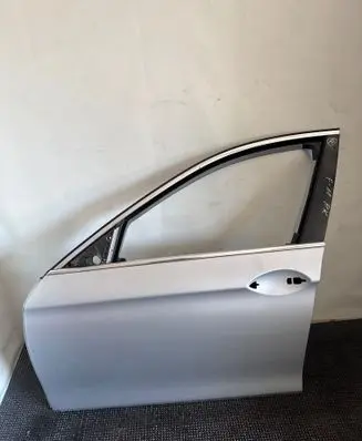 BMW 5 F10 F11 Front door 354