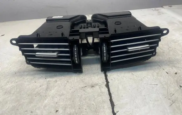 Mercedes-Benz C W204 Dash center air vent grill A2128302554 06825001