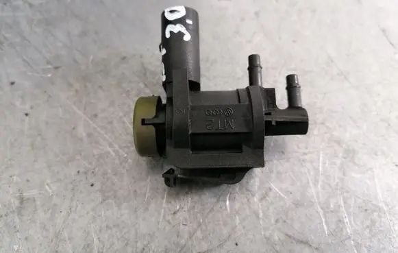Audi A4 S4 B7 8E 8H Turbo solenoid valve 1J0906283C